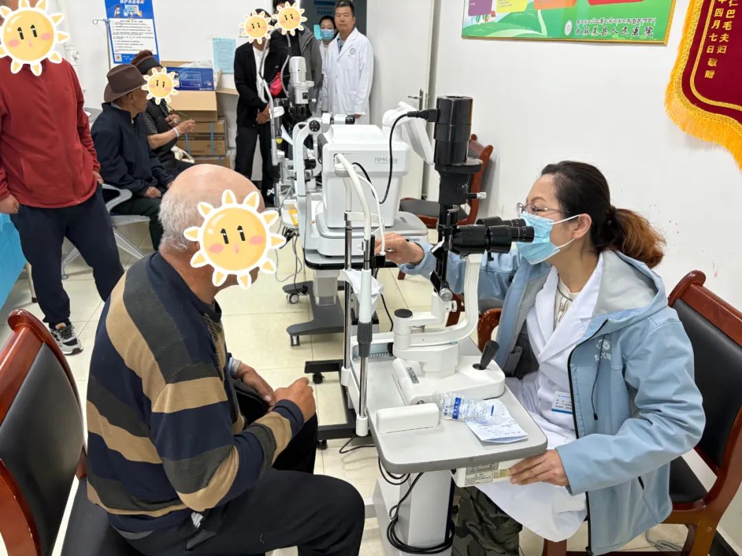 跨越2500公里的光明馈赠：徐州复兴眼科医院助力曲麻莱实现眼科手术“零突破”