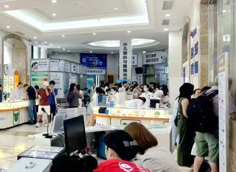 深圳华厦眼科|家长必看！开学季近视防控的“误区”，一个都不能踩！