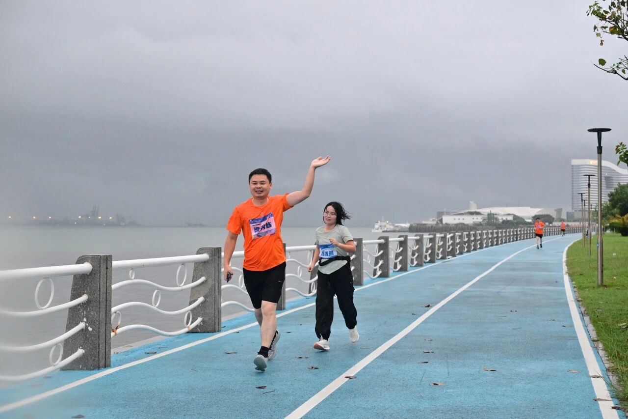 公益晨跑活动