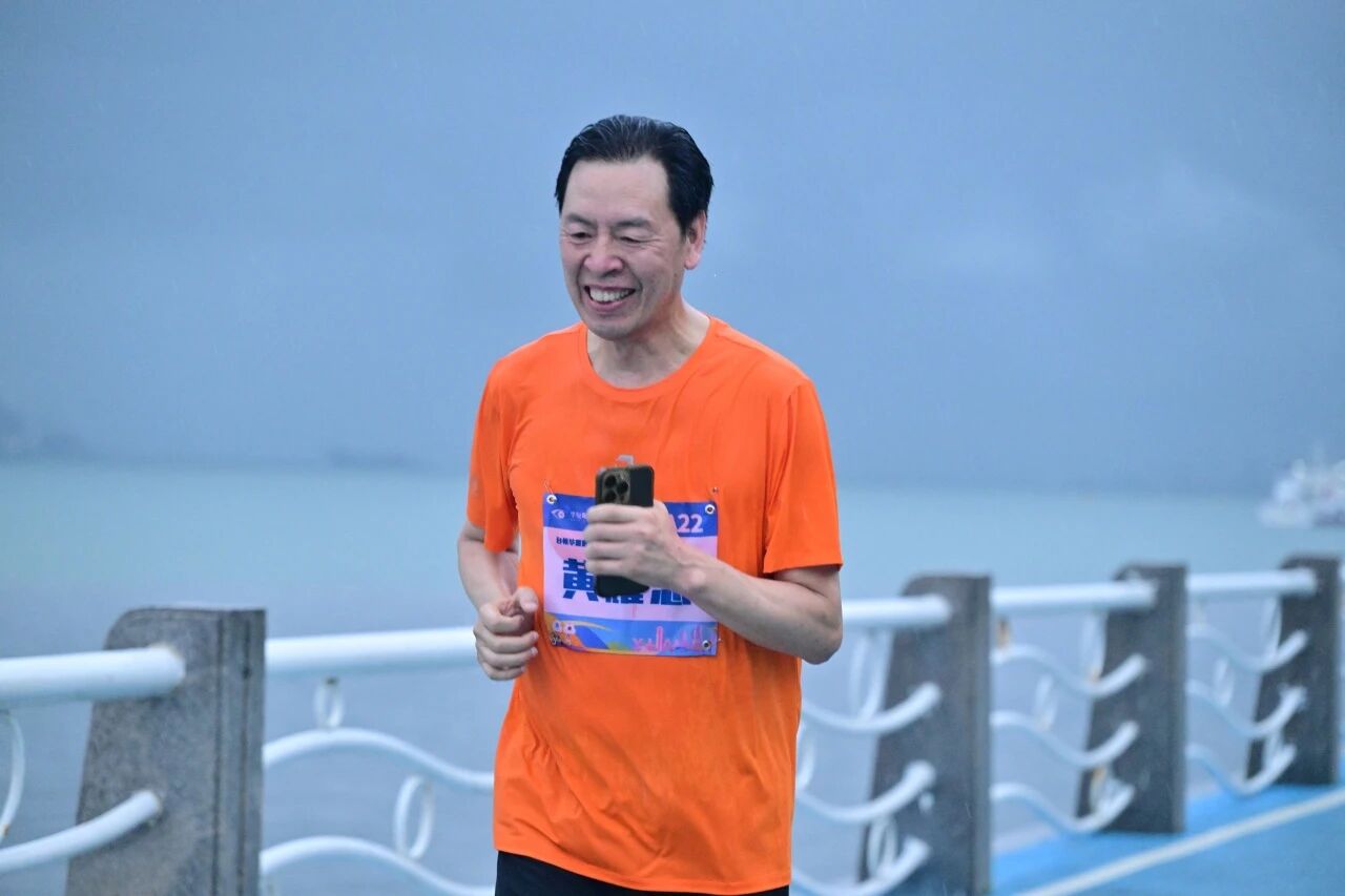 公益晨跑活动