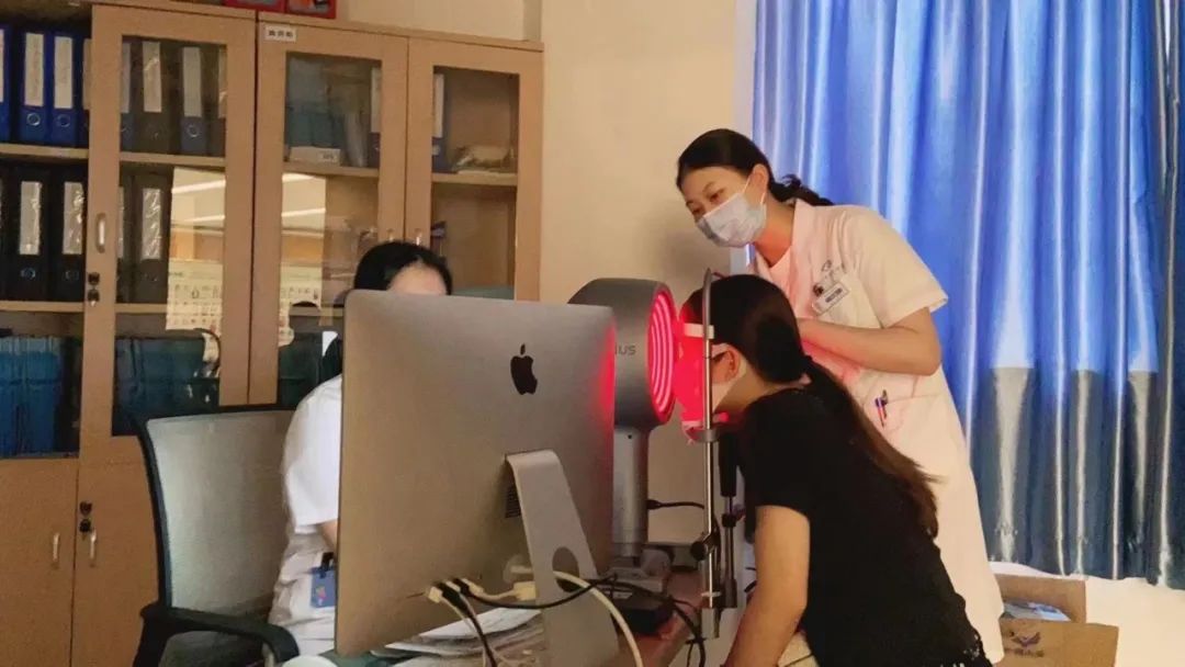 眼检查