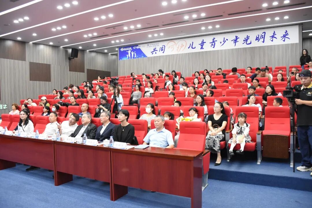 赵堪兴教授亲临现场