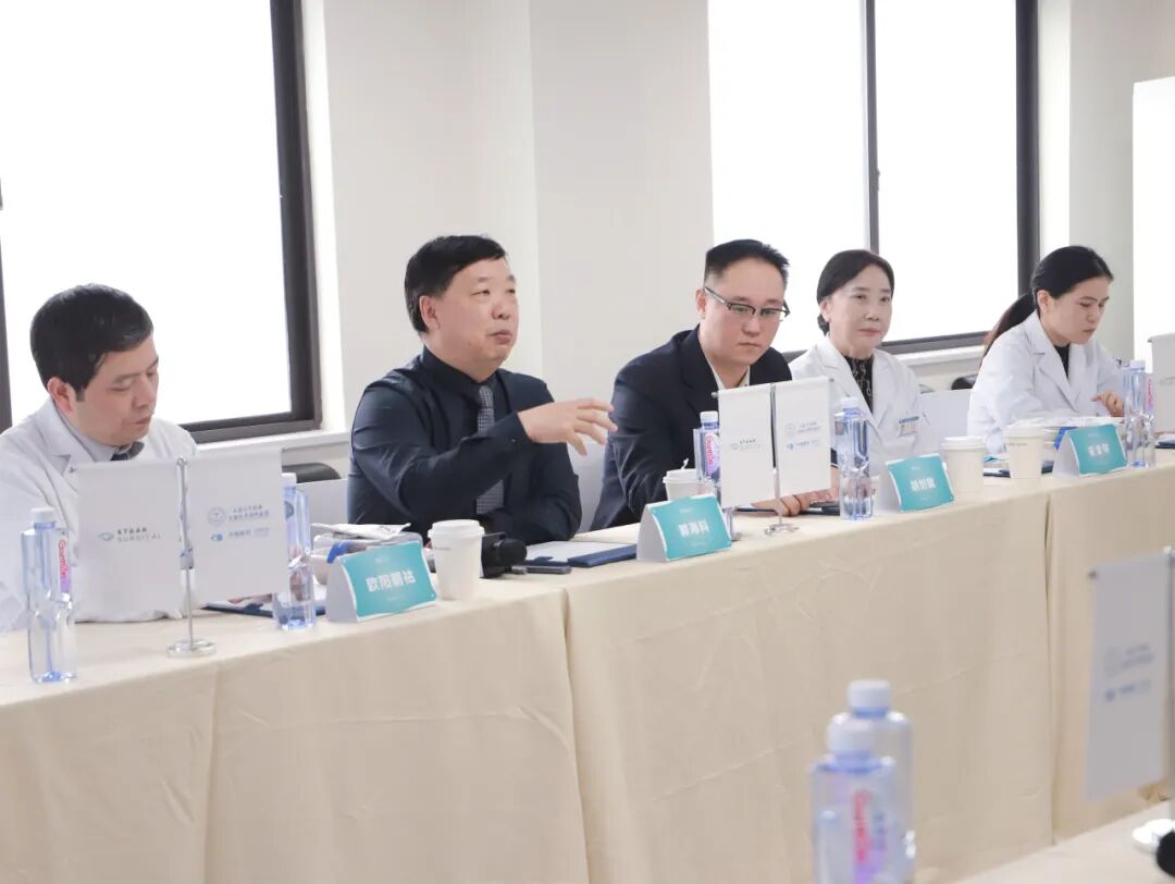 院长郭海科教授表示,作为STAAR Surgical公司在华东地区重要的ICL培训与临床基地,医院始终坚持以患者为中心,以质量为核心,持续推进屈光手术技术的标准化与个性化发展