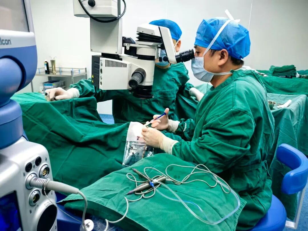 白内障超声乳化手术