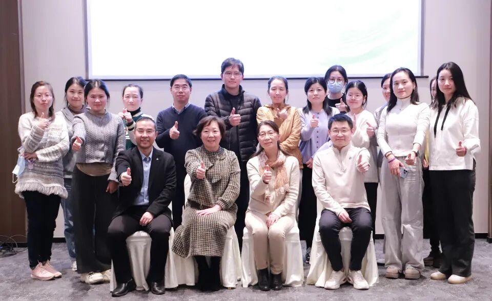 上海大学附属上海和平眼科医院主办的和平沙龙第八期