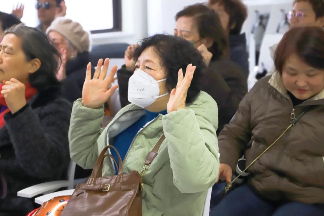 雾化舒缓与护眼操现场教学